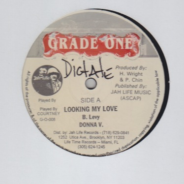 Dona V - Looking My Love / Oh Me Oh My