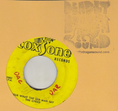 【新品未開封・送料無料】 OLd the WHat HEar - Basses The / Lyrics The Man Things / Say その他